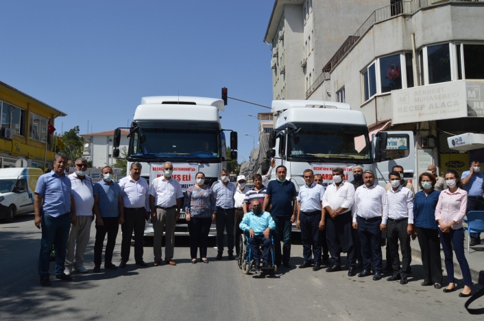 Adıyaman´ın Besni ilçesinden Kastamonu´ya 2 tır yardım
