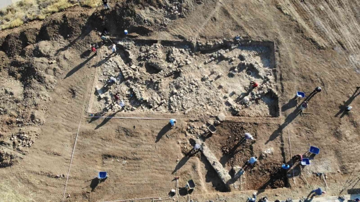 Perre Antik Kent kazılarında 6. yüzyıl depreminin izlerine rastlandı
